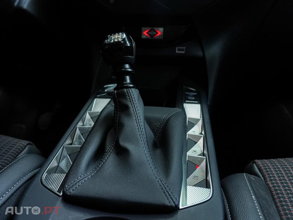 DS DS3 1.2 PureTech Performance Line
