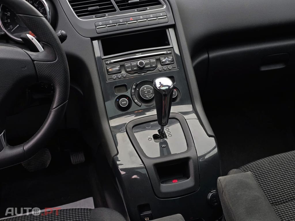 Peugeot 5008 1.6 E-HDi 7L Allure J17 CMP6