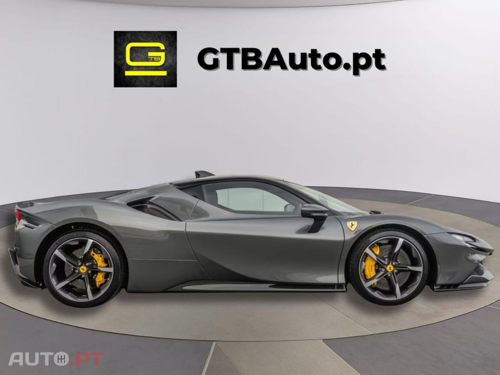 Ferrari SF90 Stradale I.V.A DEDUTIVEL