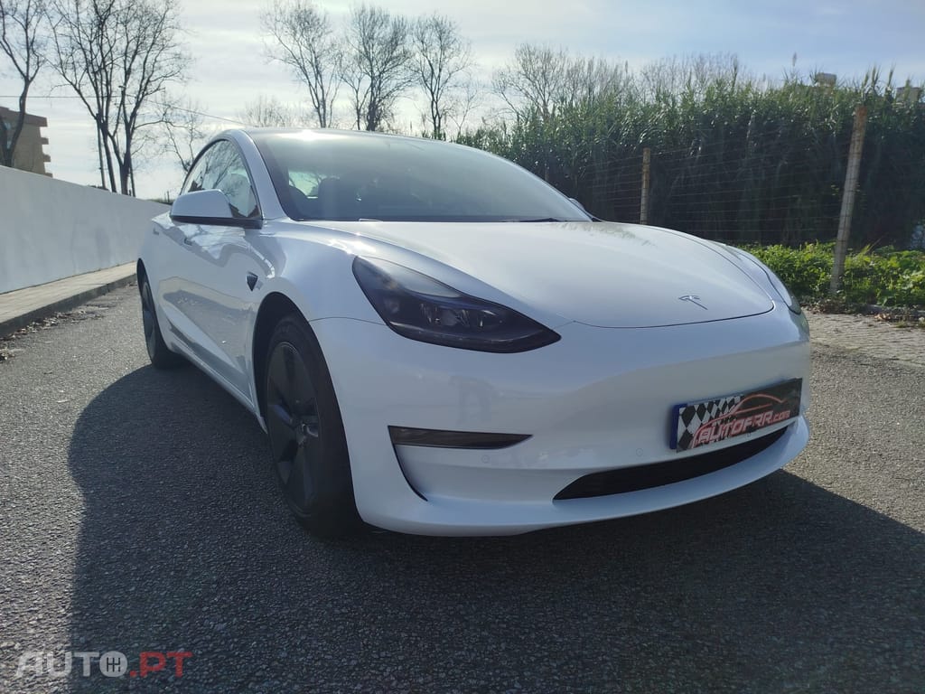 Tesla Model 3 Long Range AWD Dual Motor