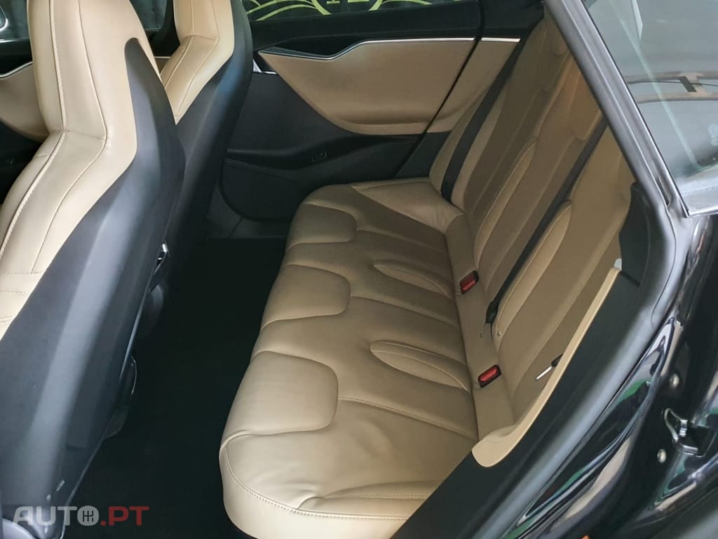 Tesla Model S S90 P