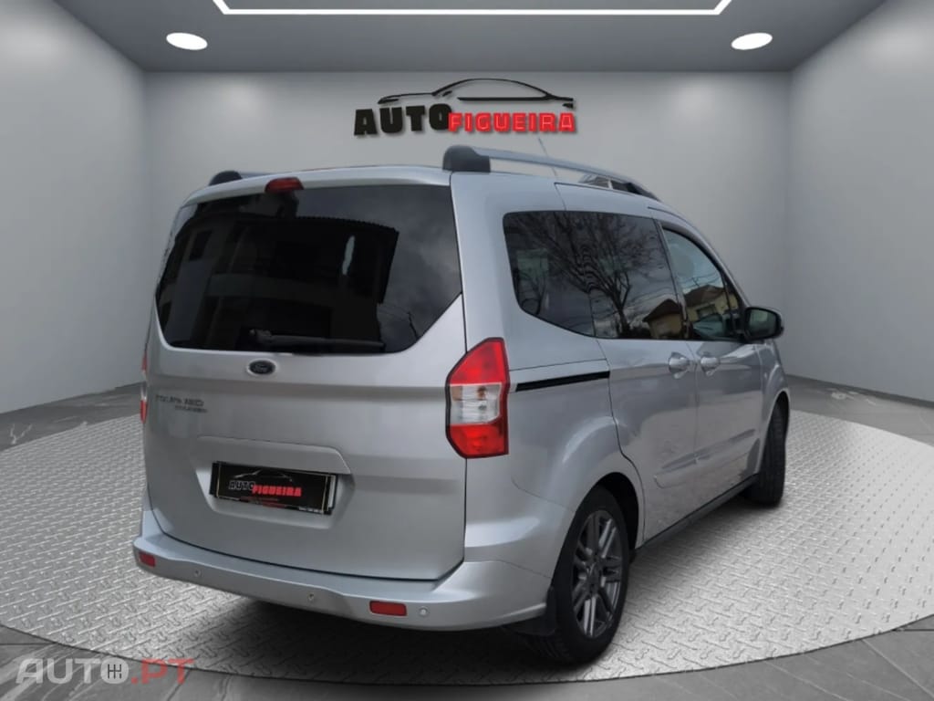 Ford Tourneo 1.5 TDCi Titanium