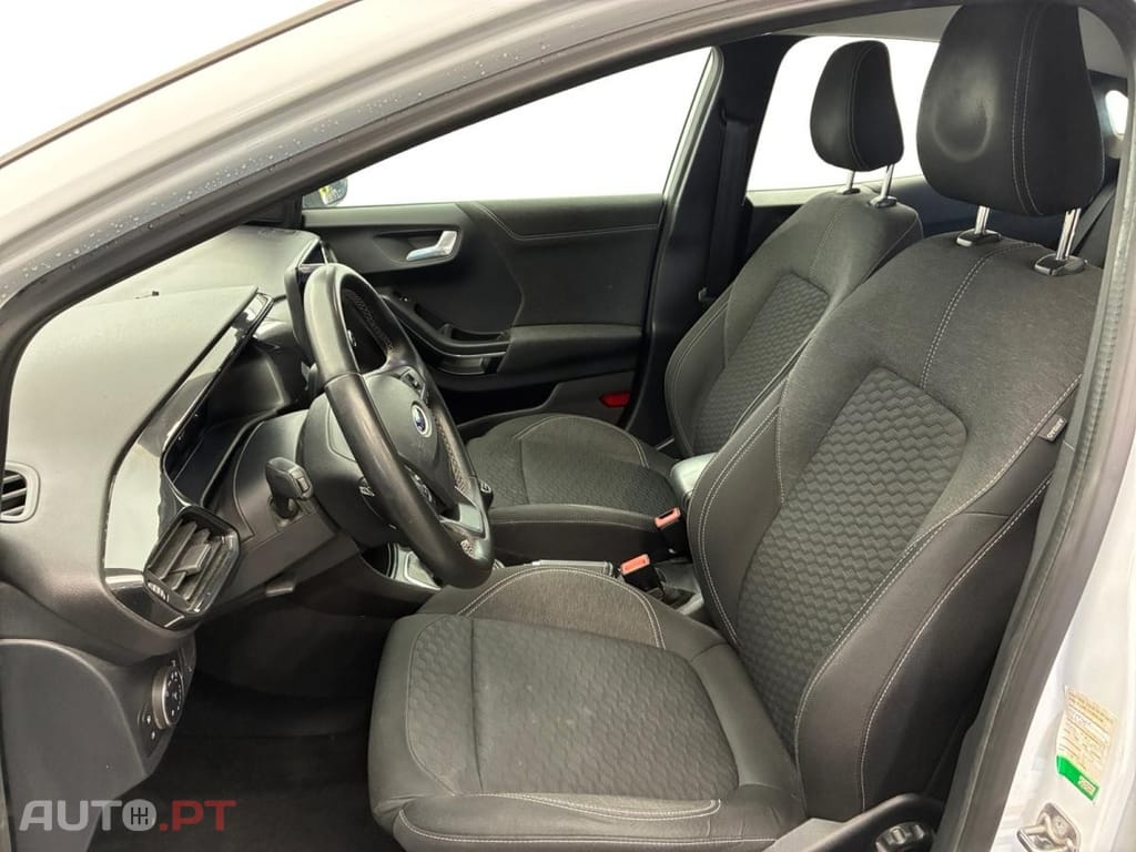 Ford Puma 1.5 EcoBlue TITANIUM