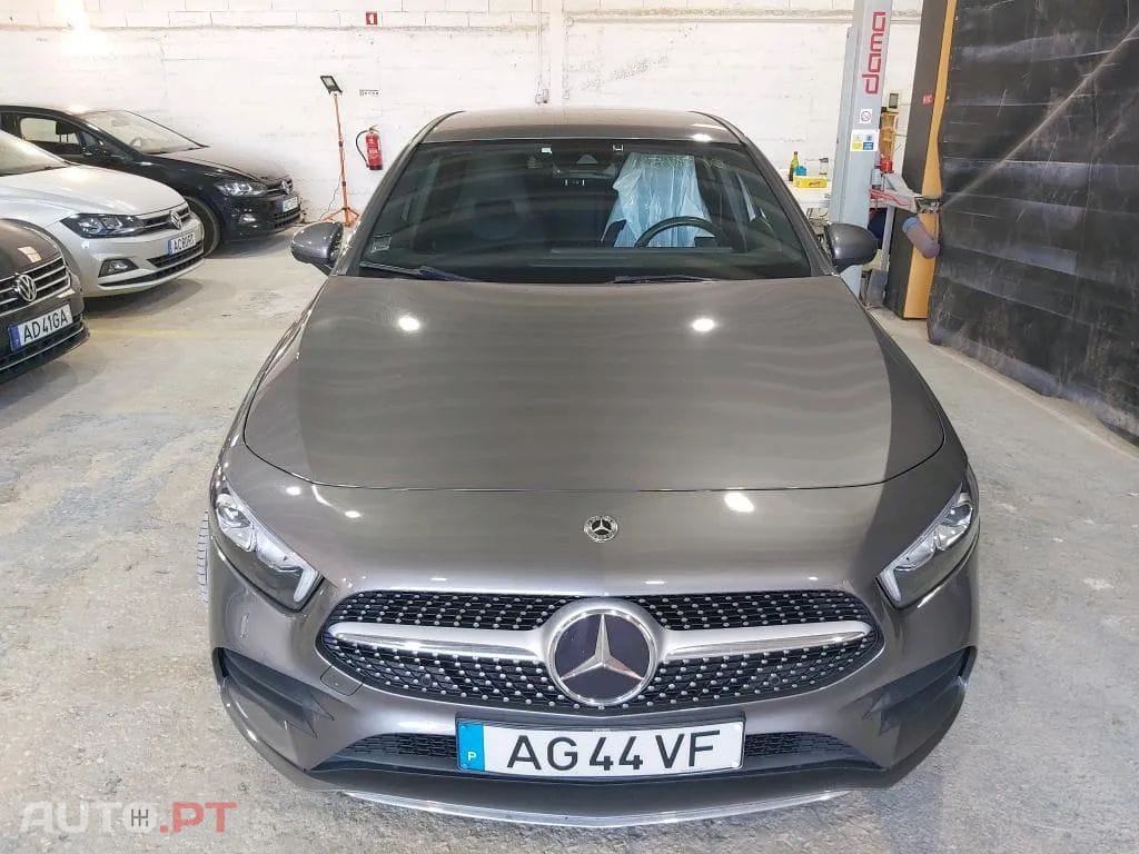 Mercedes-Benz A 250 e AMG Line