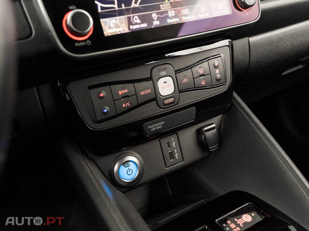 Nissan Leaf N-Connecta