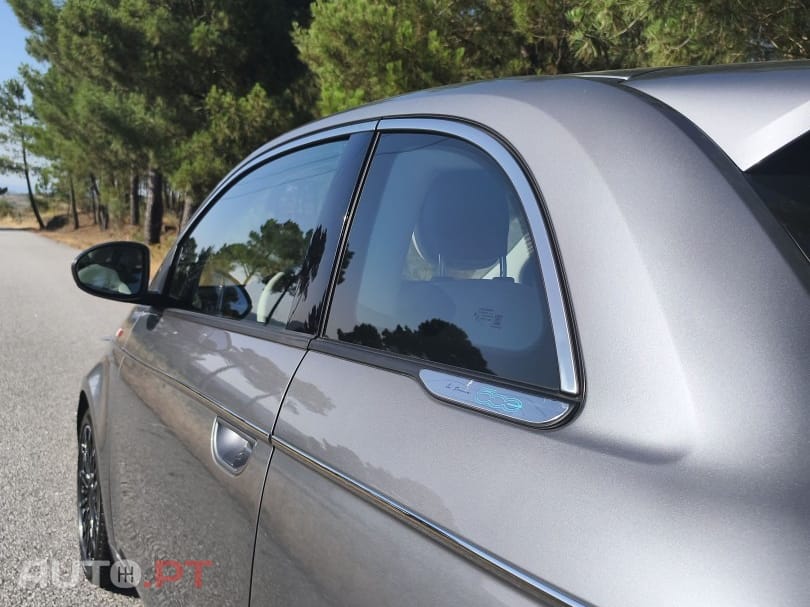Fiat 500e La Prima