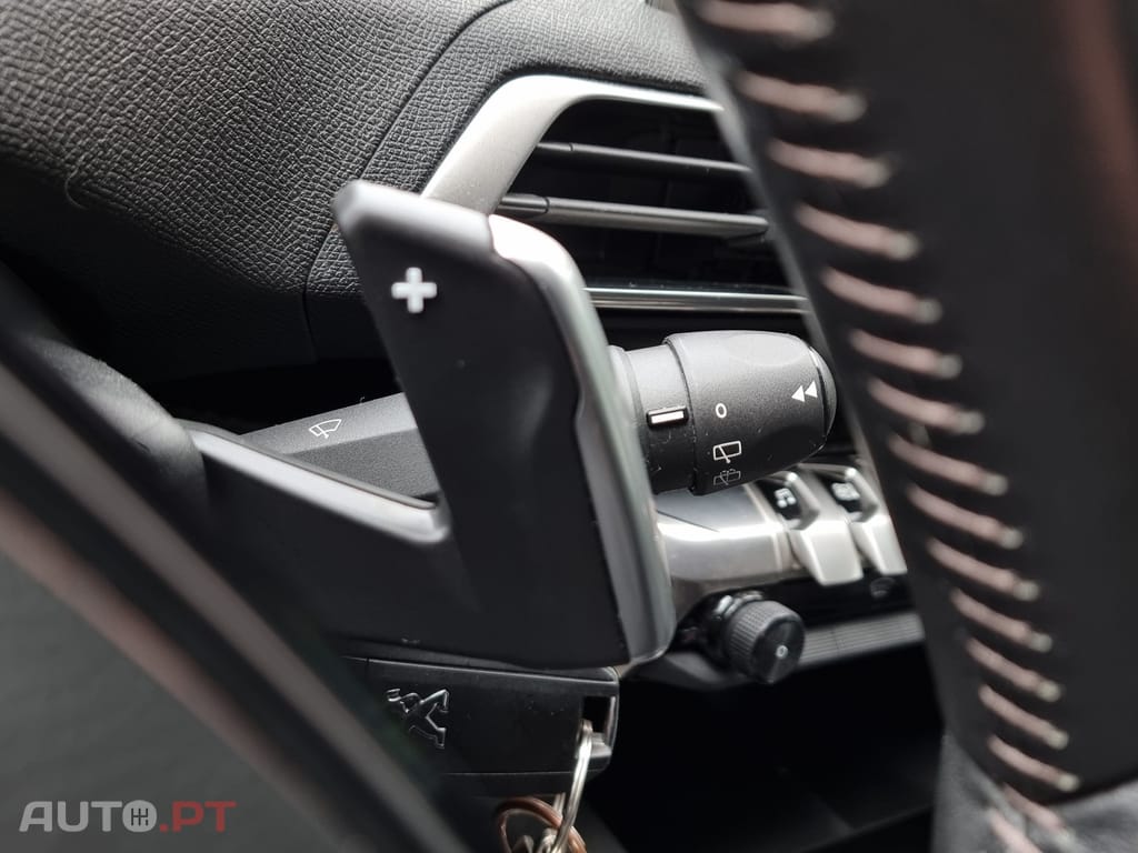 Peugeot 5008 1.5 BlueHDi Allure EAT8