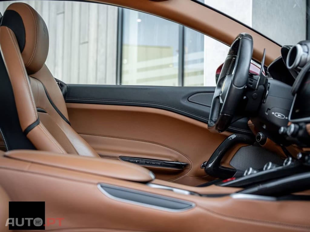 Ferrari California 4.3 V8