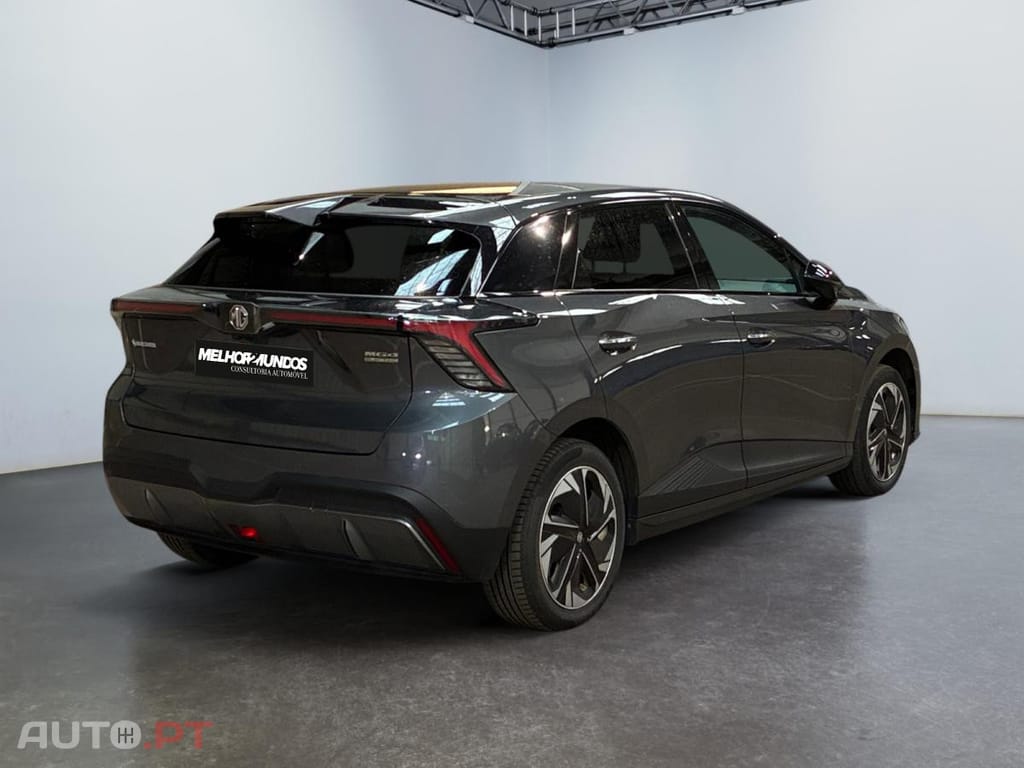 MG MG4 64 kWh Comfort