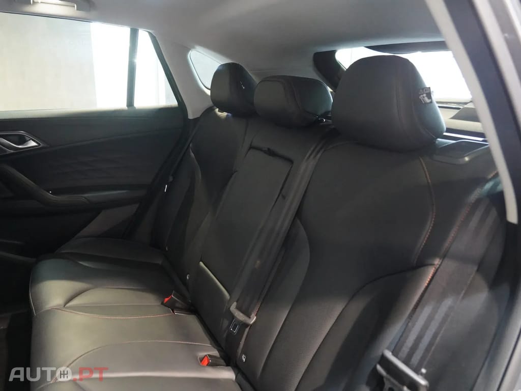 MG HS 1.5 T-GDI Plug In Hybrid Luxury