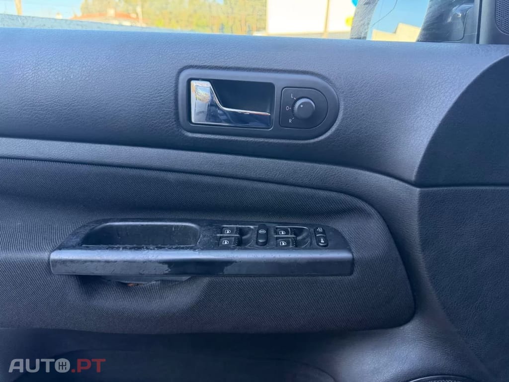 Volkswagen Golf 1.4 FSi Confortline