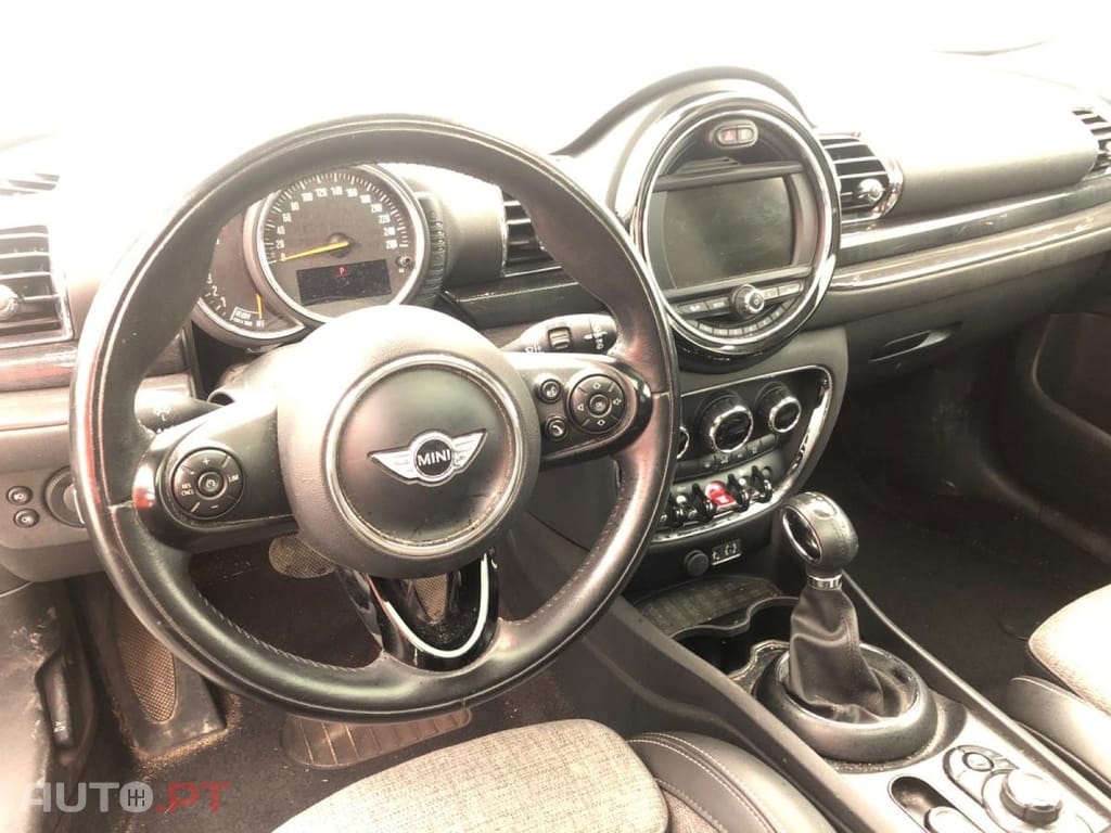 MINI Clubman Cooper Edition Hyde Park A