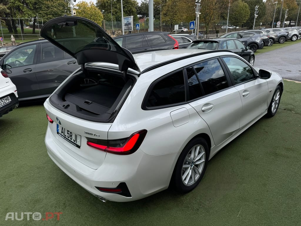 BMW 320 e Touring Corporate Edition Auto