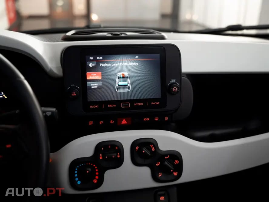 Fiat Panda Pandina 1.0 Hybrid