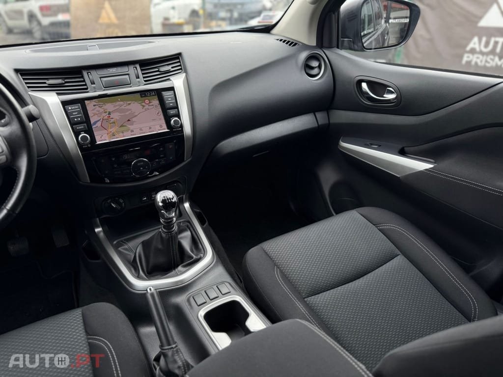 Nissan Navara 2.3 dCi CD 4WD N-Connecta Nav