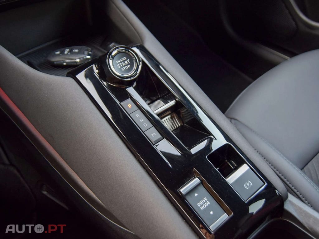 Alfa Romeo Junior 1.2 Sport Speciale Q4 eDCT6