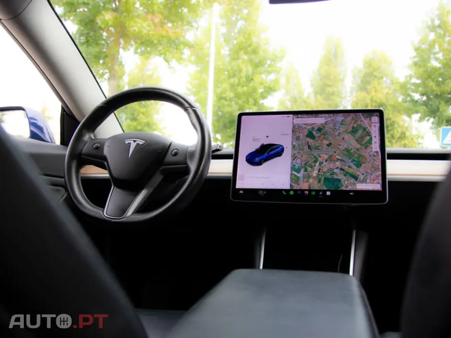 Tesla Model 3 Long-Range Dual Motor AWD