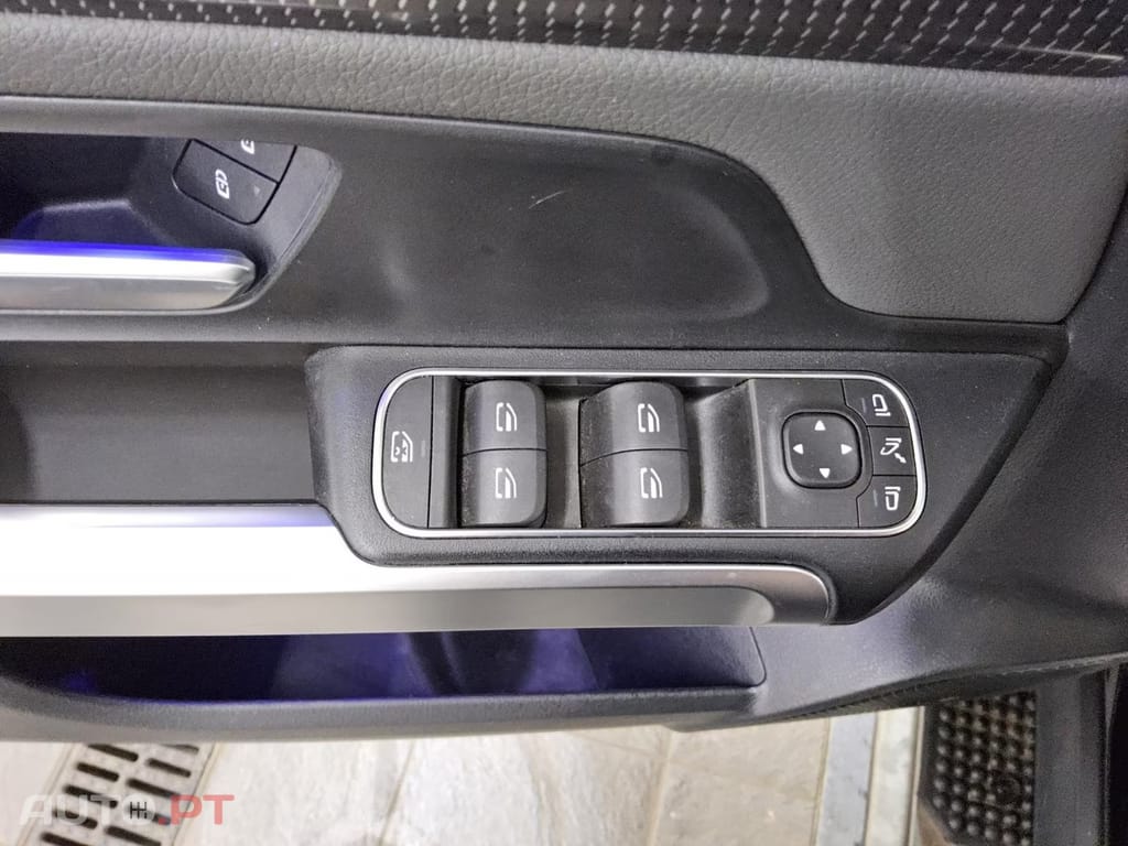 Mercedes-Benz EQB 250 Night