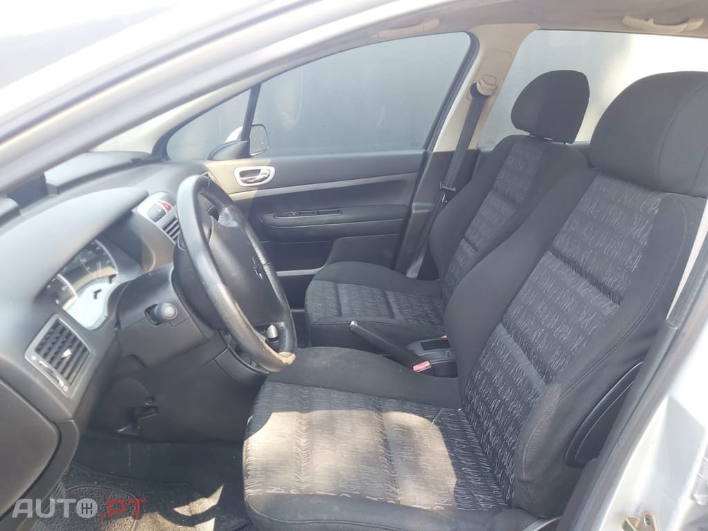 Peugeot 307 1.4 16V Navtech