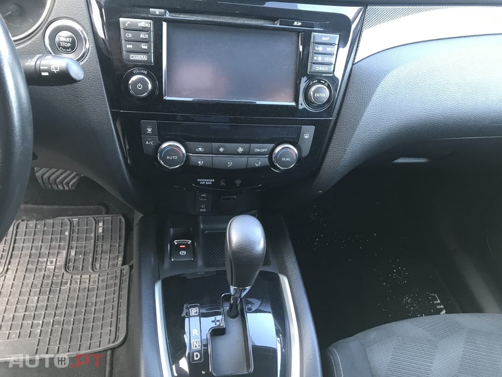 Nissan X-Trail 1.6 dCi N-Connecta Xtronic