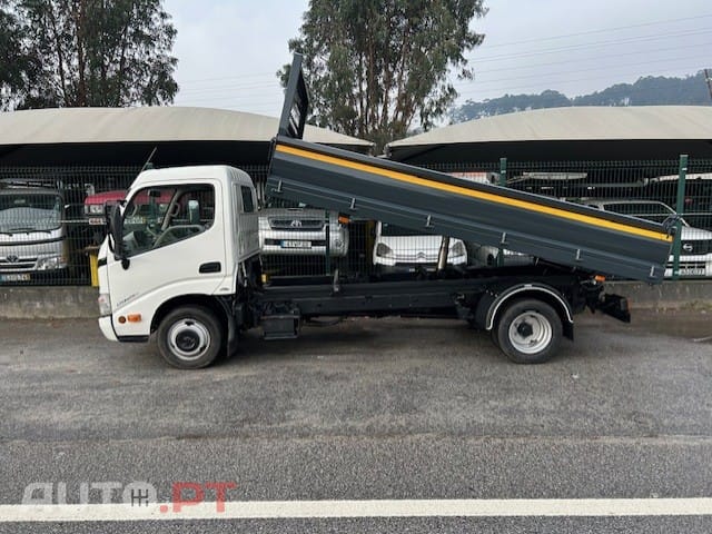 Toyota Dyna M 3.0D-4D Báscula nova