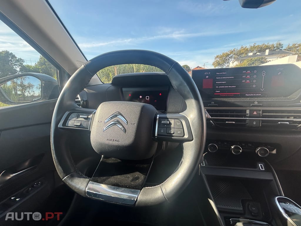 Citroen C4 PureTech 130 Stop&Start SHINE