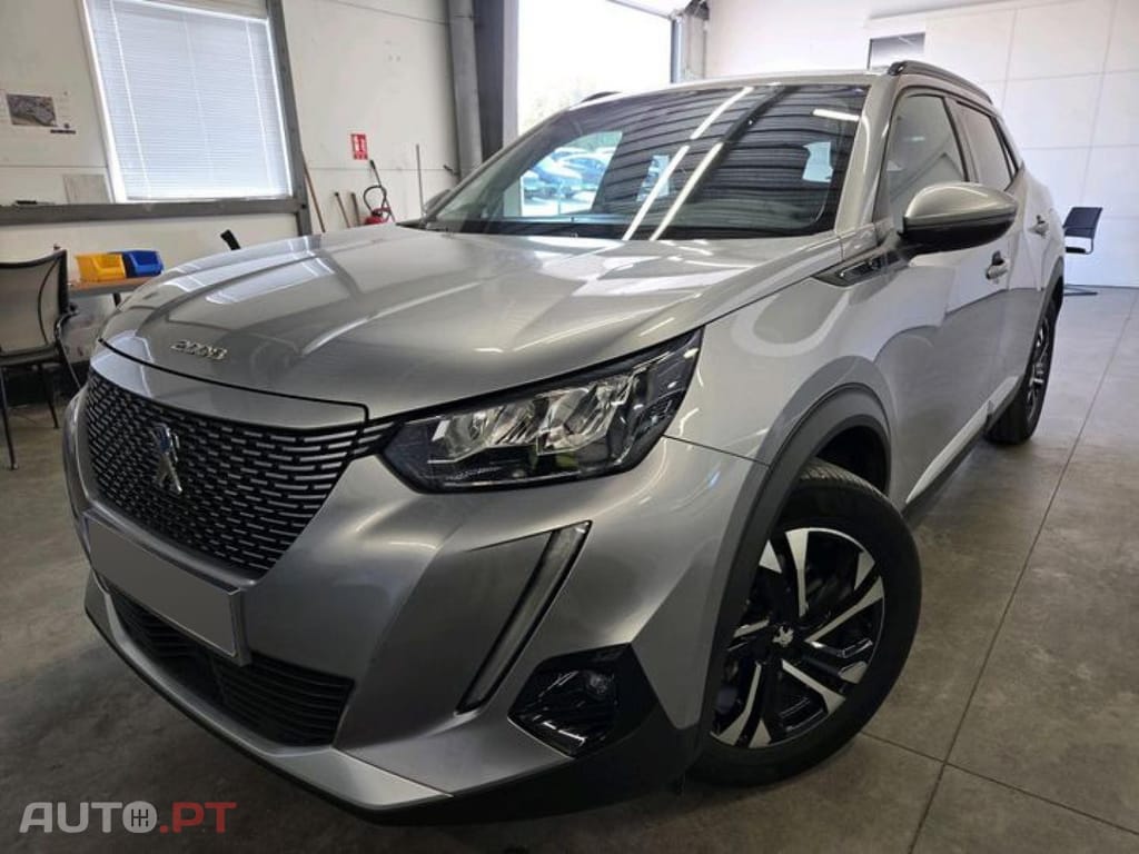 Peugeot E-2008 50 kWh Allure Pack