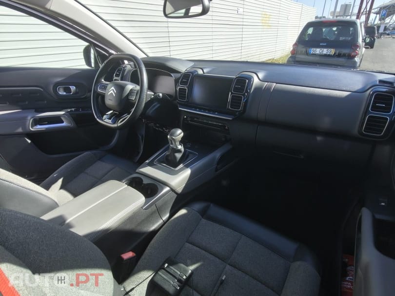 Citroën C5 Aircross 1.2 PureTech Shine — fotografia 5
