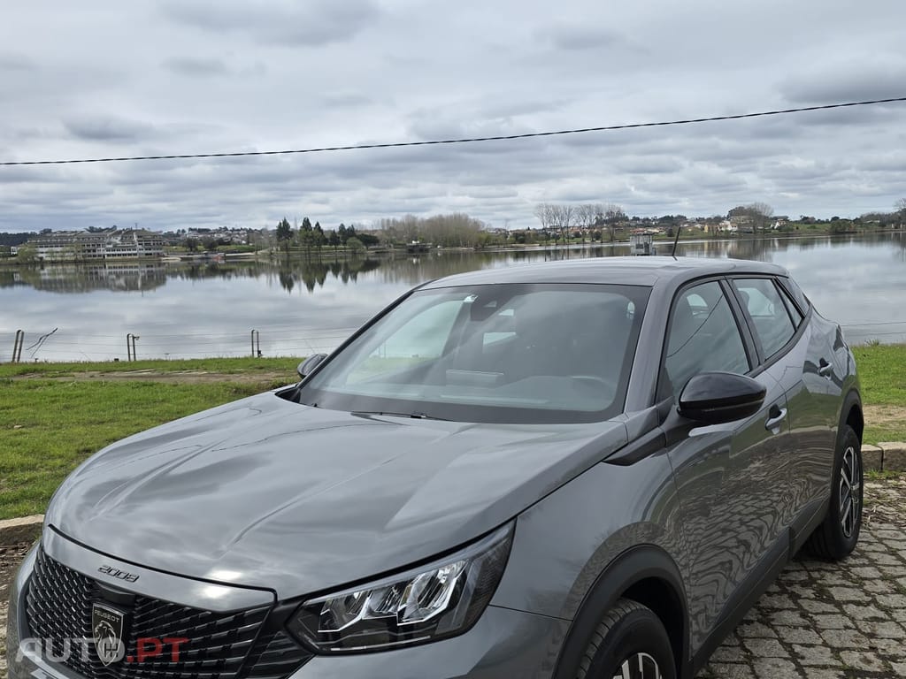 Peugeot 2008 ACTIVE 1.2 PURETECH