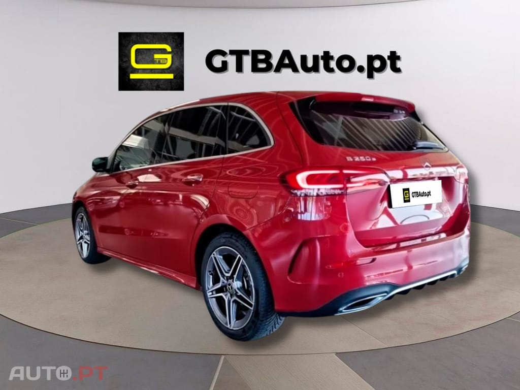 Mercedes-Benz B 250 I.V.A DEDUTIVEL e AMG