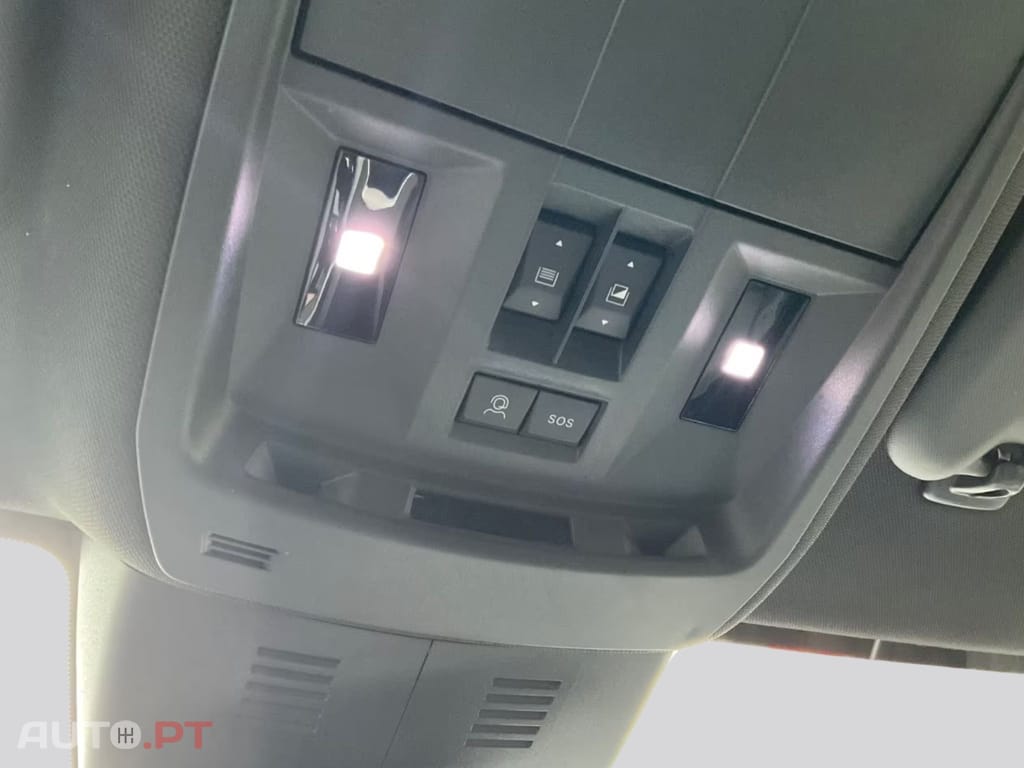 Peugeot E-3008 GT  I.V.A DEDUTIVEL 