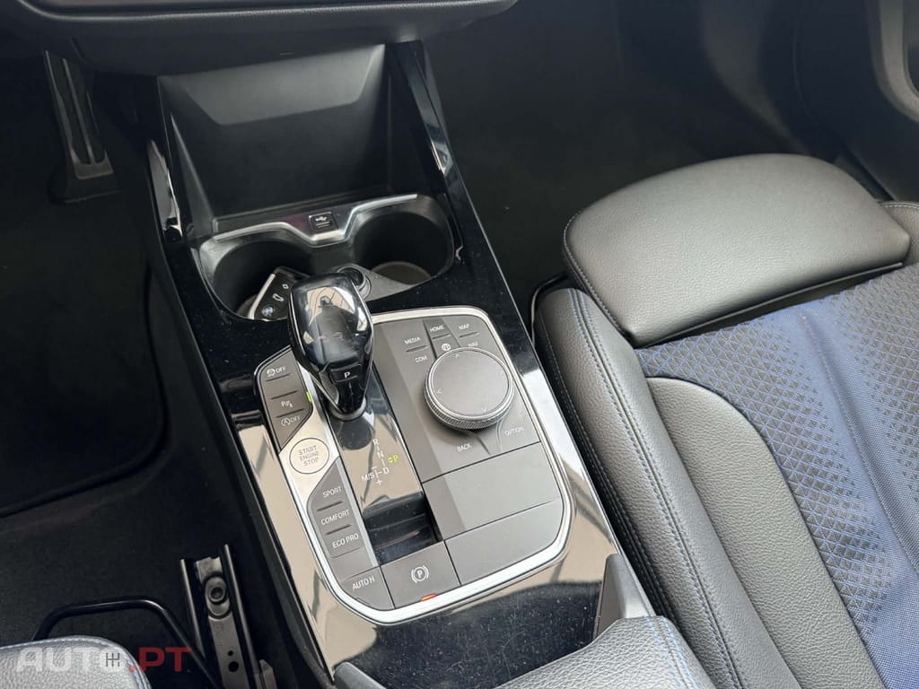 BMW 216 d Pack Desportivo M