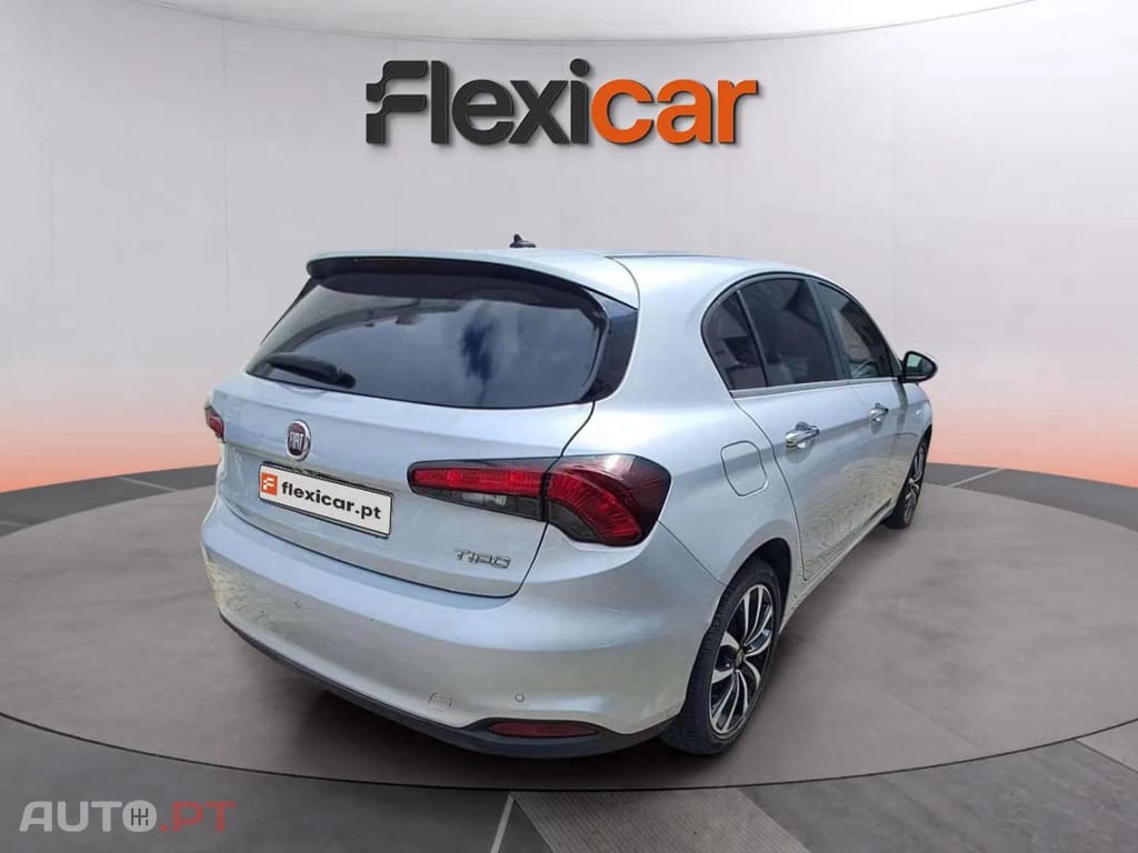 Fiat Tipo 1.3 M-Jet Lounge