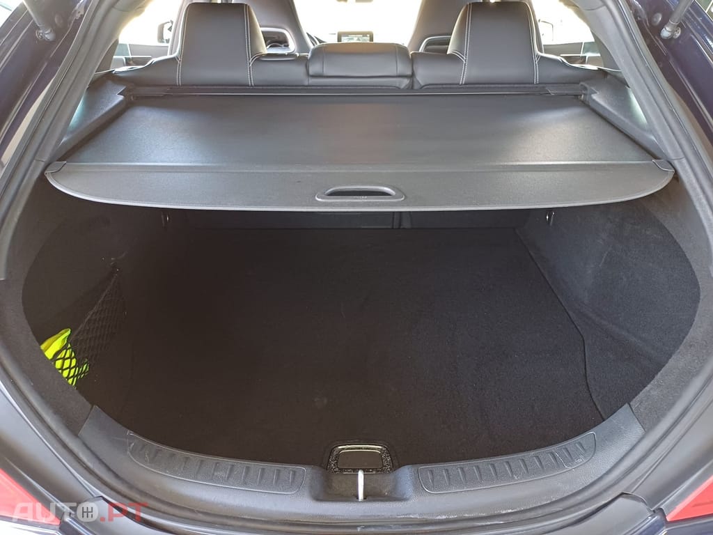 Mercedes-Benz CLA 180 d Urban