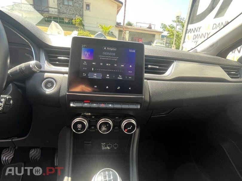 Renault Captur 1.0 TCe Techno Bi-Fuel