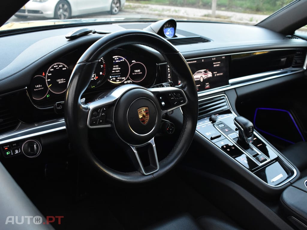 Porsche Panamera ST 4 E-Hybrid