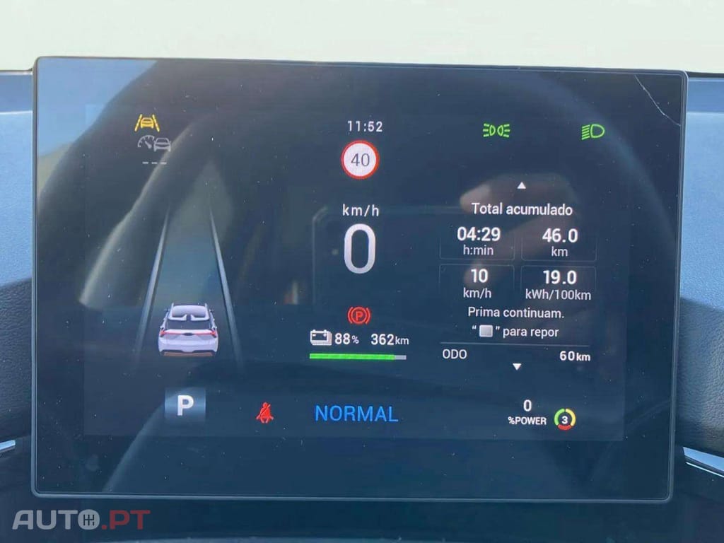 MG MG4 64 kWh Luxury