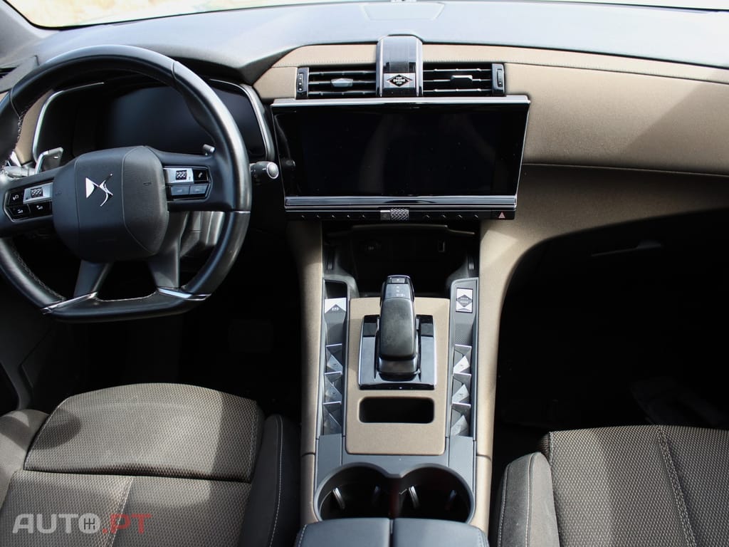 DS DS7 Crossback E-Tense Bastille+ EAT8