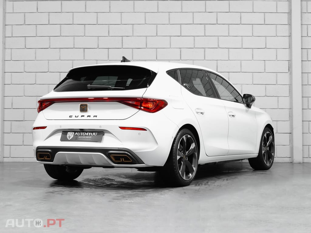 Cupra Leon 1.4 e-Hybrid VZ DSG
