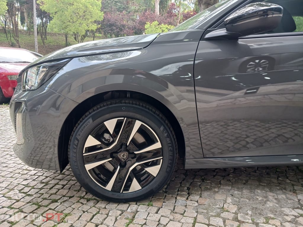 Peugeot 208 1.2 Hybrid Allure e-DCS6