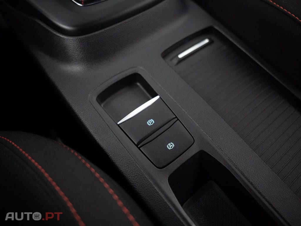 Ford Focus 1.0 EcoBoost MHEV ST-Line X