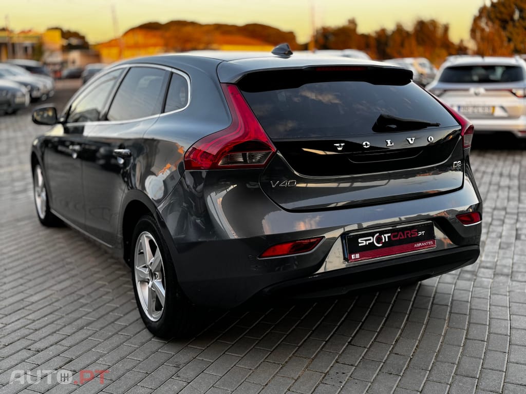 Volvo V40 1.6 D2 Momentum