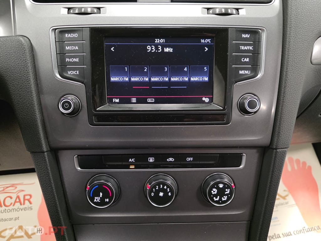 Volkswagen Golf 1.6 HDI CONFORTLINE