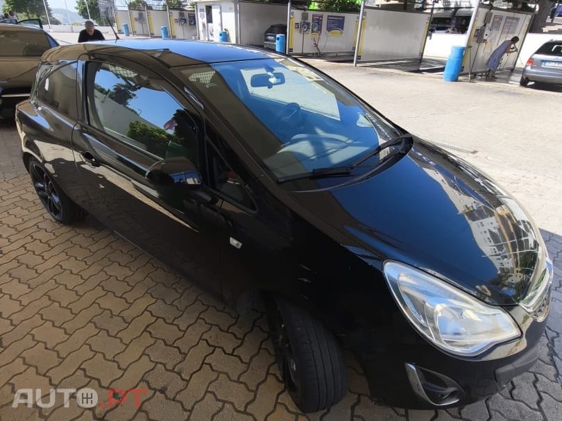 Opel Corsa 1.3 CDTi Black Edition