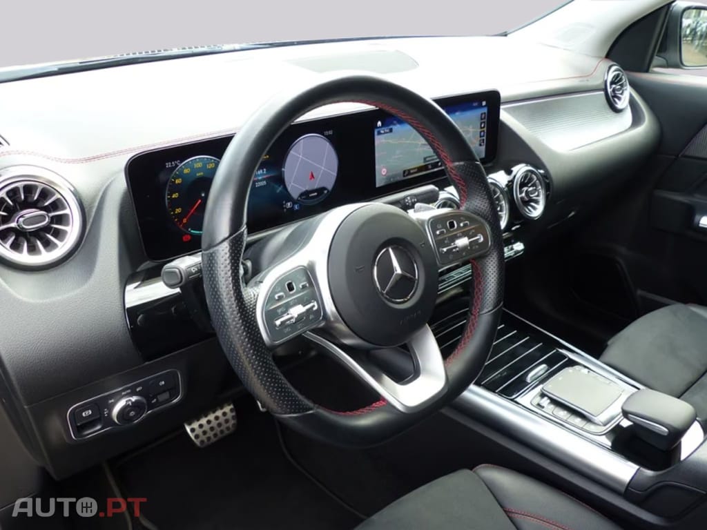 Mercedes-Benz EQA 250 AMG PLUS DISTRONIC I.V.A DEDUTIVEL