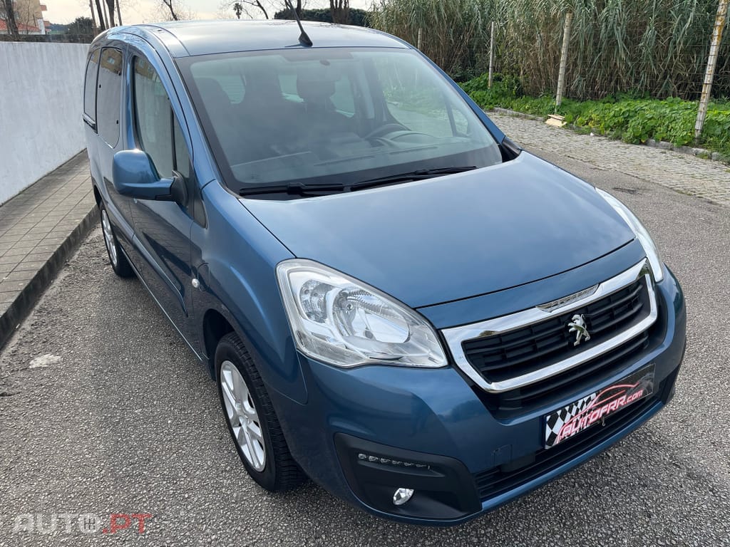 Peugeot E-Partner 50 kWh Premium Standard
