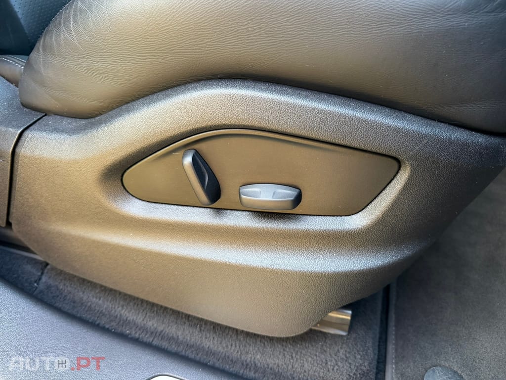 Porsche Cayenne E-Hybrid Tiptronic S