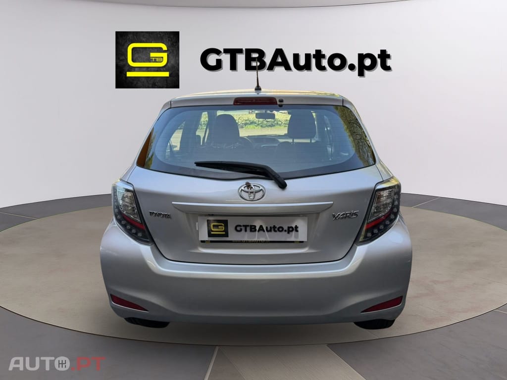 Toyota Yaris 1.0 VVT-i Comfort +PS Style +P.Techno