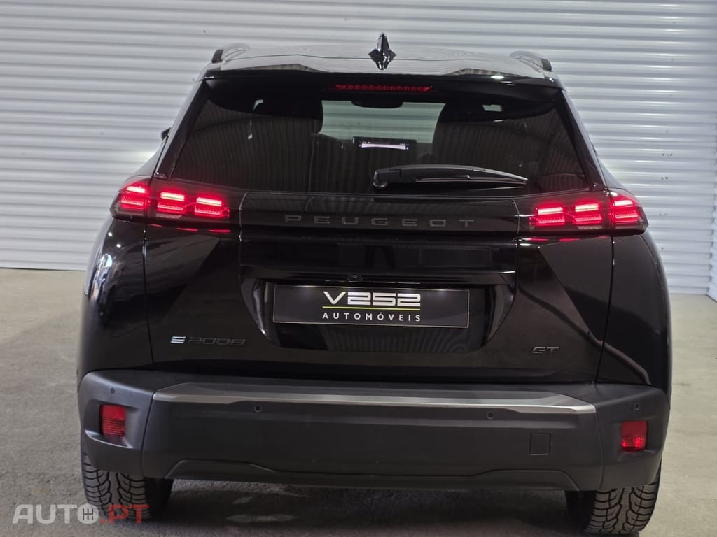 Peugeot E-2008 156 GT Exclusive