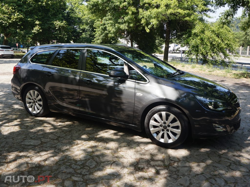 Opel Astra Sports Tourer Cosmo 1.7 CDTI